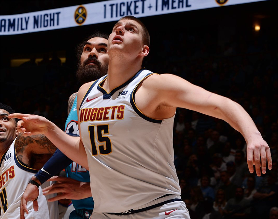 Nikola Jokic dẫn đầu Nuggets hạ gục OKC Thunder, giữ vững danh tiếng sân nhà khó thở nhất NBA